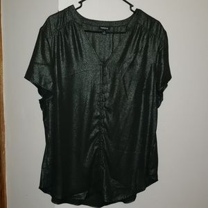 Torrid ⭐ Harper ⭐ 1 ⭐ Button Front ⭐ Black Foil
